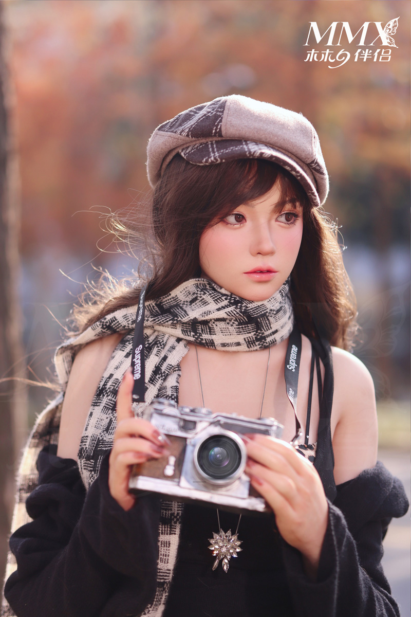 MMX 163A Little Orange Makeup 3 Silicone Sex Doll